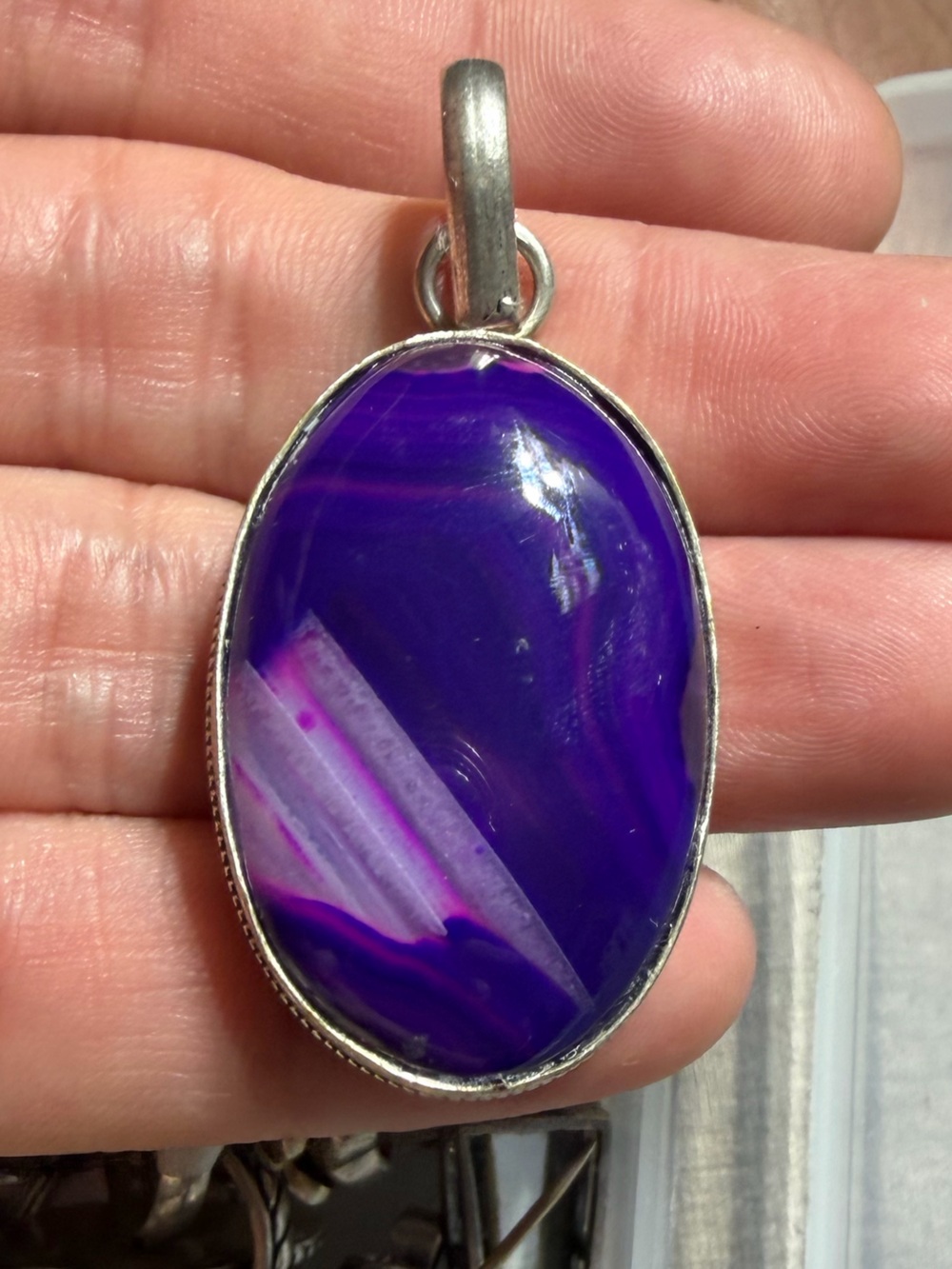 Vintage 925 Sterling Silver Purple Agate Oval Pendant